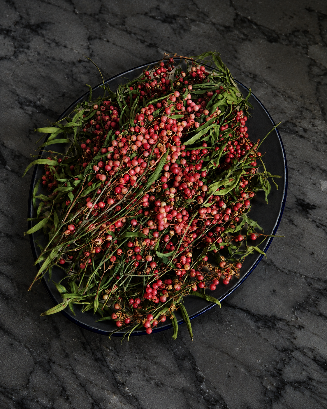 pink pepper (schinus molle) for perfumery, aromatherapy and cosmetics: perfumes, soaps, skincare, candles
