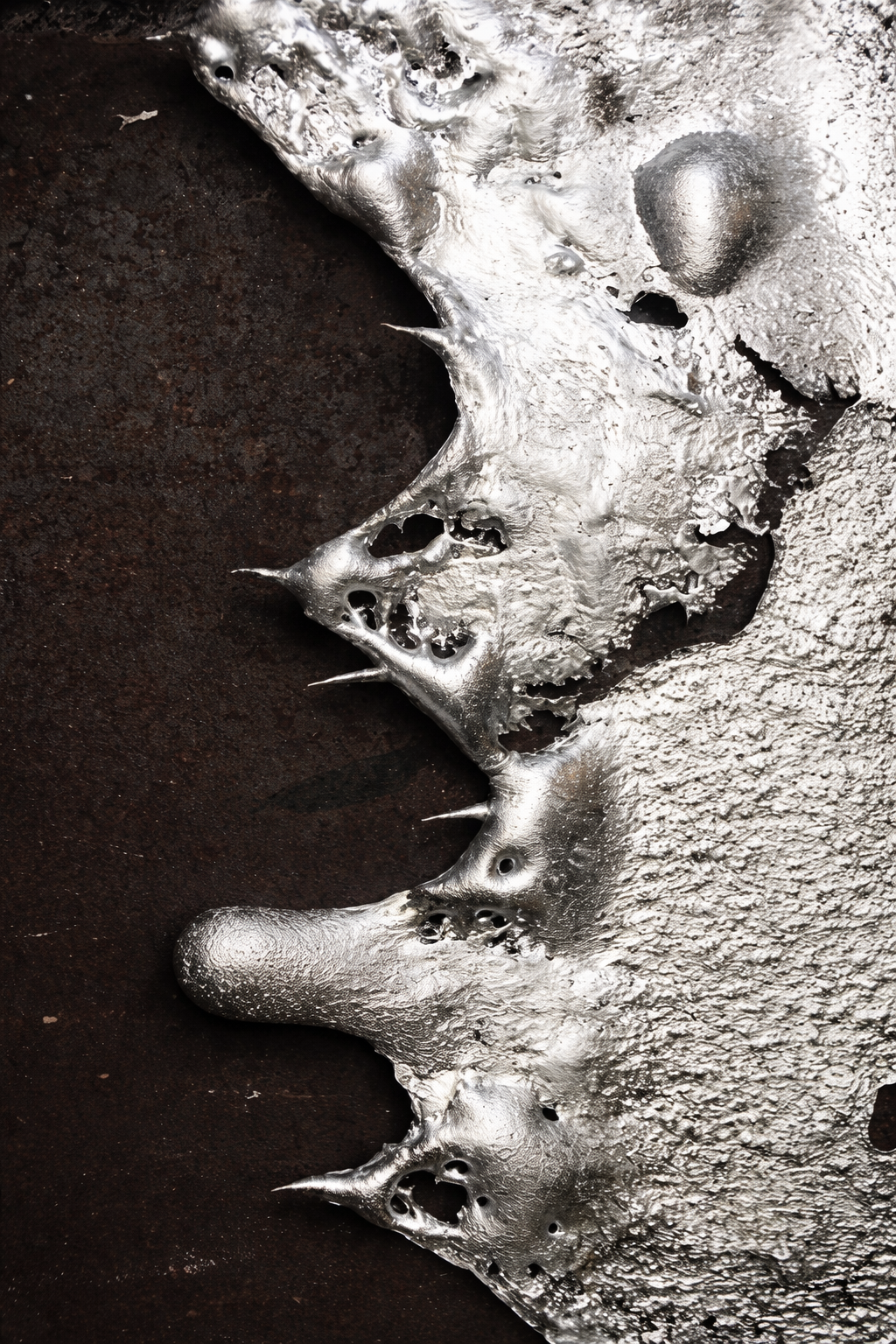 Habanolide for perfumery and cosmetics: perfumes, cosmetics, candles, soaps