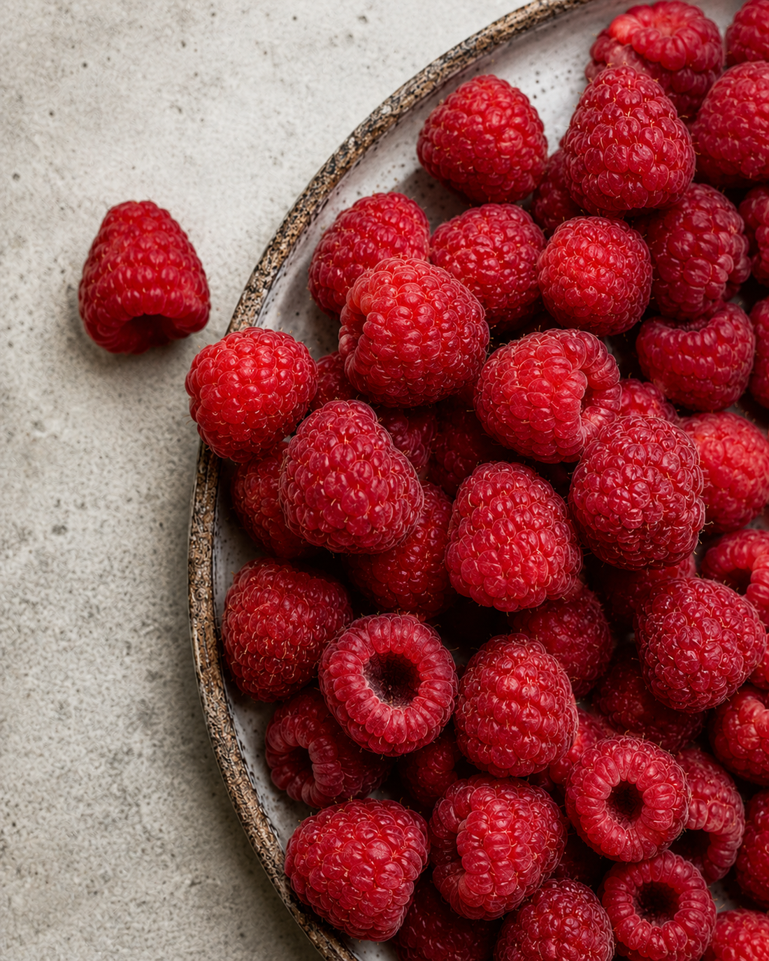 raspberry ketone for perfumery and cosmetics: perfumes, skincare, candles, soaps